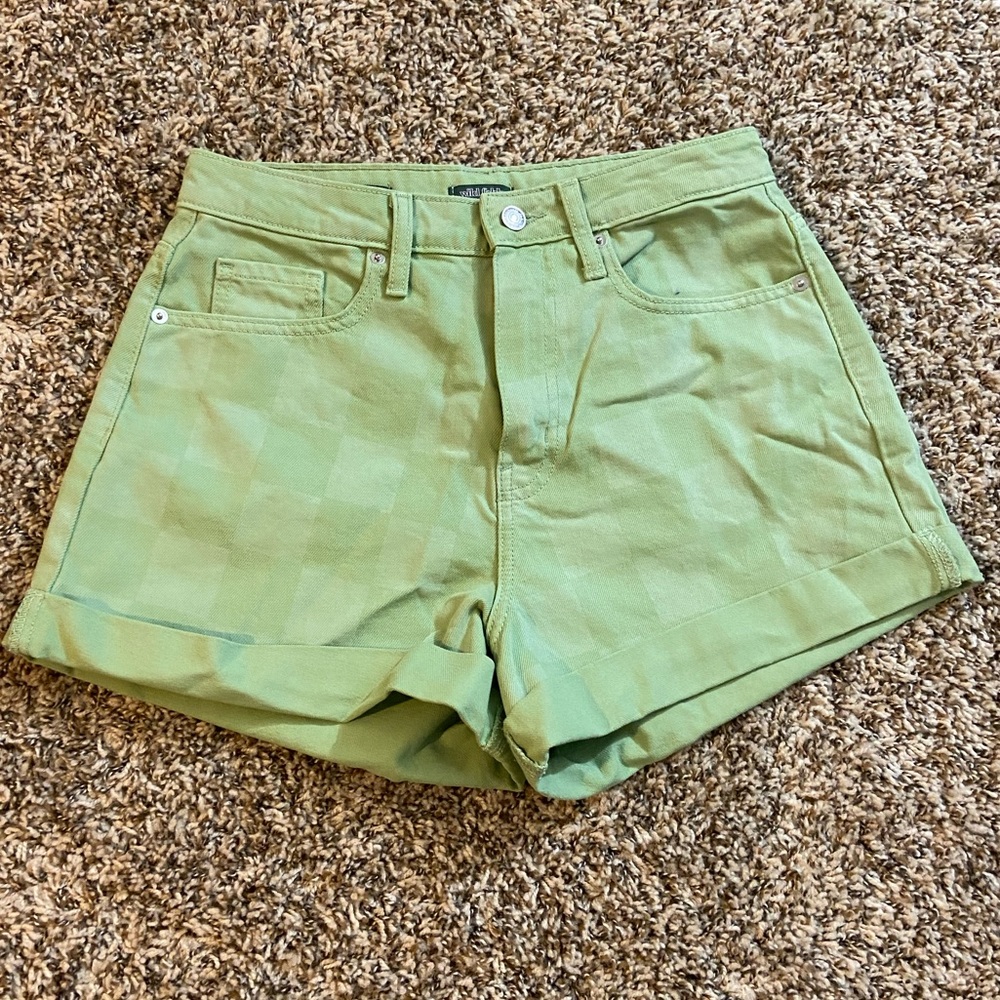 NWOT green faded checkered pattern Jean shorts